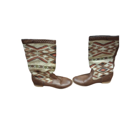 Wanted Woman's Size 6M Vintage Nava Boots - Picture 2 of 7